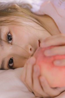 年轻的善良的女教师1